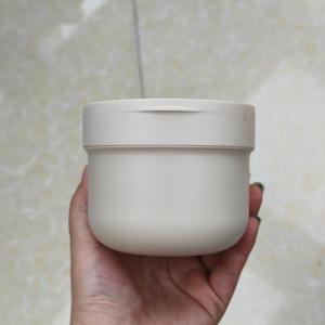 Masque <span class=keywords><strong>pour</strong></span> les yeux en plastique <span class=keywords><strong>pour</strong></span> le soin des cheveux Pot en coton démaquillant avec cuillère <span class=keywords><strong>Pince</strong></span> à cheveux Couleur beige personnalisée Pot cosmétique à capuchon supérieur - Product Image 1