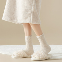 Chaussons d'hiver en peluche pour femmes, chaussettes chaudes