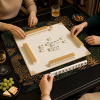Tapis de jeu de mahjong et poker moderne avec éléments chinois originaux, pour 4 joueurs, résistant aux taches, antidérapant, design personnalisable