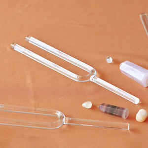 SUCCESS 432Hz 440Hz Tenedor de afinación de cristal transparente de alta pureza Tenedor de afinación de cuarzo Chakra para instrumentos curativos de baño de sonido - Product Image 3