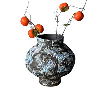 Vaso in ceramica nero opaco antico <span class=keywords><strong>con</strong></span> disegni <span class=keywords><strong>di</strong></span> pittura floreale rurale vaso <span class=keywords><strong>di</strong></span> terracotta ispirato stile Vintage urbano per l'arredamento <span class=keywords><strong>di</strong></span> interni - Product Image 1