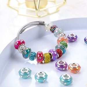 Perles en résine à grand trou, vente chaude, perles d'espacement, bracelet à breloques, fabrication de bijoux DIY, couleurs mélangées, diamètre extérieur de 14 mm, style moderne - Product Image 3