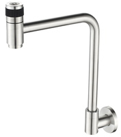 Robinet de cuisine mural moderne en acier inoxydable 304 à poignée unique et rotatif pour évier de préparation et usage hôtelier, vente en gros