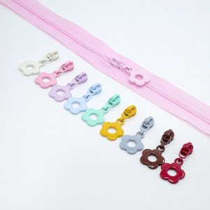 Deslizador de Cremallera Metálico con Logotipo Personalizado, Diseño de Fábrica, Lindo Tirador de Cremallera con Forma de Oso y Mariposa para Ropa y Bolsos - Product Image 1