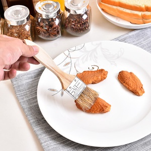 Juego de 2 brochas para aceite con mango de madera y cerdas de cerdo, aptas para horno, para asar, hornear y herramientas de cocina. - Product Image 2