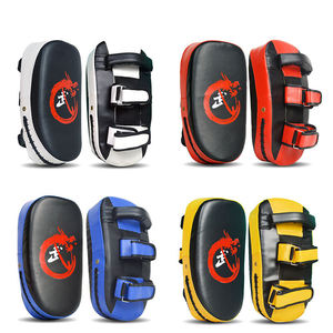 Cible incurvée en PU épaissie CZFIT pour Muay Thai, entraînement de boxe et Sanda – Équipement sportif professionnel - Product Image 3