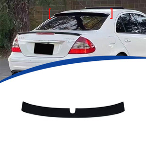 Aileron arrière Mercedes-Benz ABS noir 80 cm pour coffre Classe E W211 2003-2008, installation adhésive - Product Image 1