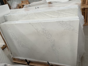 Plan de travail en quartz blanc Calacatta moderne pour salle de bain et hôtel, épaisseur de 12 mm à 30 mm, garantie à vie - Product Image 5