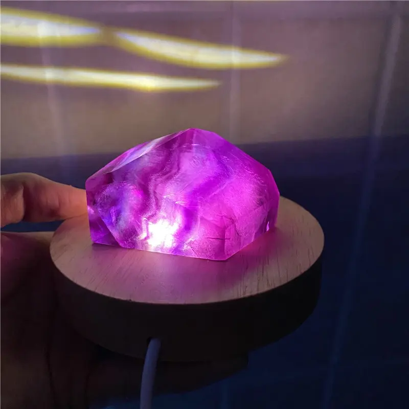 Gros Naturel Cristal De Quartz Fluorite Arc-En-Ciel Pierre Avec Base De Lampe Pour La Décoration De La Maison