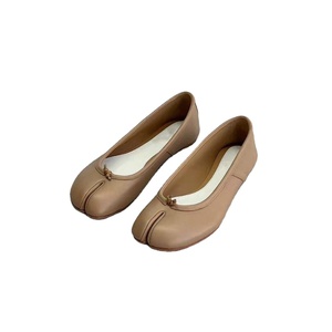Chaussures plates pour femmes 2026, style sabot de cochon, à bout peu profond, à semelle étroite, grandes chaussures en forme de haricot, avec tige en tissu extensible et semelle extérieure en PU et PVC - Product Image 4