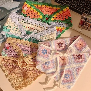 Écharpe carrée en laine tricotée à la main style rétro français pour <span class=keywords><strong>femme</strong></span>, motif écossais doux et mignon, bandeau au crochet ajouré pour l'été, cadeau - Product Image 4