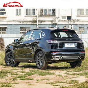 Hongqi HS5 2025 Nouveau SUV à essence 2.0T Turbo transmission automatique à 8 vitesses FWD/AWD SUV de luxe de taille moyenne acheter <span class=keywords><strong>en</strong></span> <span class=keywords><strong>ligne</strong></span> - Product Image 4