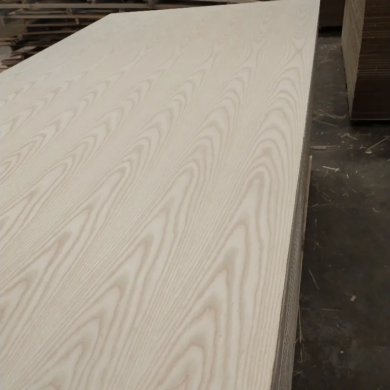 Placa de deck composto de madeira compensada laminada melamina 3mm21mm painéis de parede folheados de madeira compensada