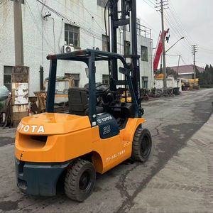 Chariots élévateurs miniatures de haute qualité du Japon 1.5/2/2.5/3/3.5/4/5 7FD35 Diesel 3.5 tonnes Neufs/Occasion Électriques À Shanghai - Product Image 1