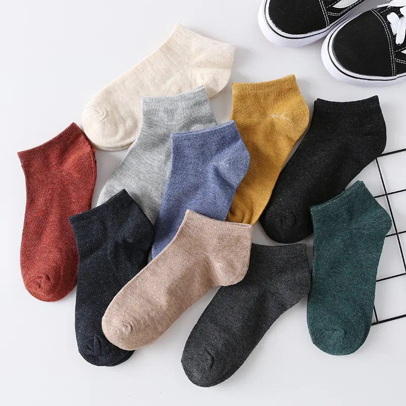 In magazzino buoni calzini corti personalizzati da uomo In cotone color suolo a buon mercato all'ingrosso 11 colori