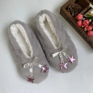<span class=keywords><strong>Femme</strong></span> <span class=keywords><strong>Femme</strong></span> <span class=keywords><strong>Femme</strong></span> Dames Hiver <span class=keywords><strong>Pas</strong></span> <span class=keywords><strong>Cher</strong></span> Soyeux Peluche Antidérapant Intérieur Maison Chaussons Ballerines Footie Avec Doublure Sherpa Fluffy - Product Image 2