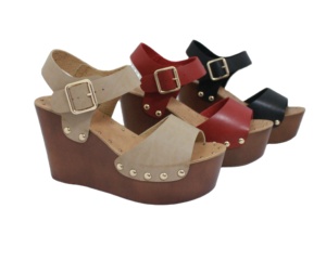 Ultimi Modelli di Sandali <span class=keywords><strong>con</strong></span> Zeppa e <span class=keywords><strong>Borchie</strong></span> per <span class=keywords><strong>Donna</strong></span>, <span class=keywords><strong>Scarpe</strong></span> <span class=keywords><strong>con</strong></span> Tacco Chunky e Piattaforma Impermeabile - Product Image 1