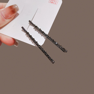 Nouvelle Pince à Cheveux Femme 2026, Design de Niche Populaire, Luxe Léger, Strass Noirs, Bijou de Mode Élégant, Vente en Gros - Product Image 4