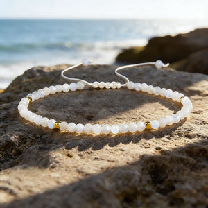 Pulsera Ajustable de Moda con Cuentas de Cristal de Piedra Lunar Blanca para Mujer - Regalo Calmante de Reiki Curativo - Product Image 1