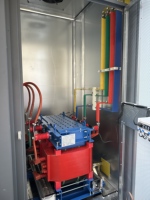 Poste de distribution mobile extérieur préfabriqué en conteneur pour appareillage électrique basse tension