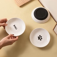 Gamelle antidérapante en céramique pour chat avec anneau de base en silicone – Assiette pour animaux de compagnie pour croquettes, friandises, aliments humides et alimentation quotidienne