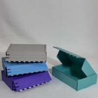 Boîte d'expédition en carton ondulé kraft en forme d'avion, écologique, recyclable, avec fermeture éclair et logo personnalisé