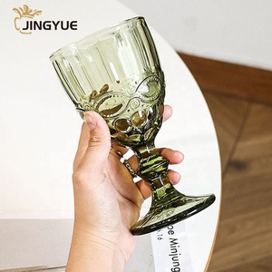 Moderno in tinta unita bicchieri da vino <span class=keywords><strong>Set</strong></span> 8oz lavabili in lavastoviglie multicolore goffrato in cristallo Vintage calici di vetro per festa di nozze - Product Image 3