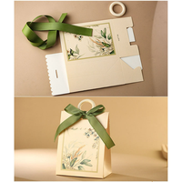 Boîte en carton rigide personnalisée avec design à fentes et gaufrage unique pour emballage cadeau de chocolat de mariage