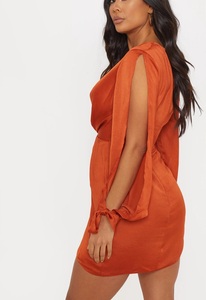 <span class=keywords><strong>Robe</strong></span> décontractée en satin avec col en V, <span class=keywords><strong>devant</strong></span> torsadé, manches ouvertes, enveloppe respirante, <span class=keywords><strong>robe</strong></span> sexy pour femmes, vente en gros - Product Image 2