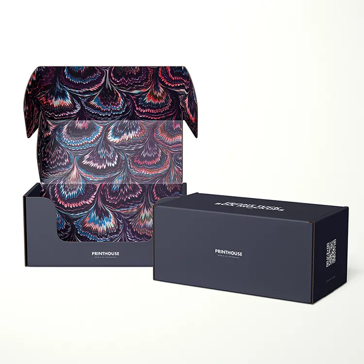 Pattern Lining Shoe Box Packaging Corrugated Folding Kraft Paper Shoe Packaging Custom Logo Clothes Packaging Boxes