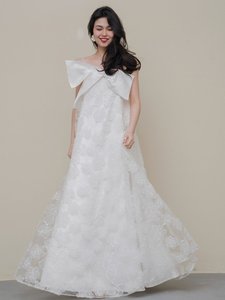 Robes de mariée haut de gamme pour mariages de niche, légères, amples et amincissantes, avec bretelles sexy, pour femmes - Product Image 1