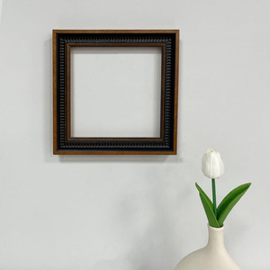 Marco <span class=keywords><strong>de</strong></span> <span class=keywords><strong>Madera</strong></span> Sólida Vintage Ecológico Personalizado para Cuadros y Pinturas al Óleo con Patrones <span class=keywords><strong>Tallados</strong></span> para Pared/Mesa - Product Image 5