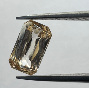 Diamante Suelto de Alta Calidad Cultivado en Laboratorio, Corte Princesa, Forma Cuadrada Moderna con Brillo Intenso para Anillos de Boda Personalizados - Product Image 1