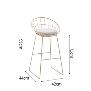 Morden 디자인 결혼식 의자 당은 막대기 가구를 위한 금속 막대기 의자 다락 철근 발판 의자를 사용했습니다