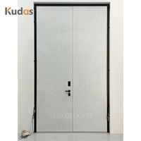 Porte d'entrée double géométrique minimaliste blanche mate sculptée pour villa moderne, porte principale extérieure pour maison résidentielle