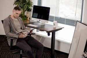 Điện có thể điều chỉnh đi-đứng bàn với khung thép và bằng gỗ hàng đầu điện nâng bảng - Product Image 6