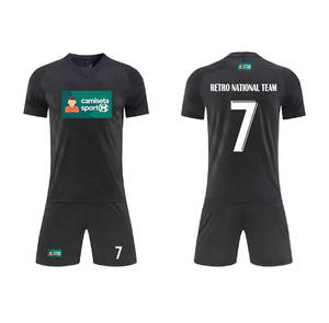 Jersey Sepak Bola Retro dengan Desain Pemain Sepak Bola Legendaris, Nyaman Dipakai, Bergaya, dan Tampilan Abadi untuk Penggemar Sejati - Product Image 2