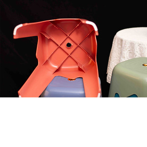 Taburetes de Bar de Plástico, Reforzados, Duraderos, Tamaño Adulto, Diseño Minimalista, para Uso Doméstico y Comercial - Product Image 5