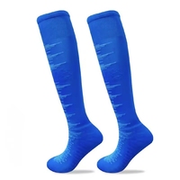 Chaussettes de compression de football pour adultes et jeunes, pratiques et élégantes, chaussettes de sport unisexes confortables avec un design personnalisé au niveau du bas