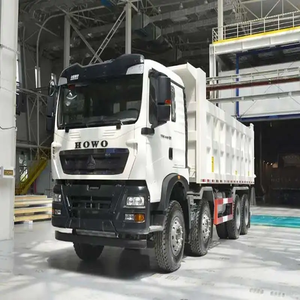 Camion benne HOWO à transmission intégrale automatique, nouveau modèle, avec benne en U et portes latérales, 8x8, moteur diesel 371-420 ch - Product Image 4