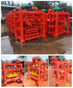 Machine à briques de pavage du Nigéria QTJ4-40 Houdis, machine à blocs creux avec pompe à ciment pour les clients du Laos, du Cambodge, du Vietnam et du Cameroun - Product Image 5