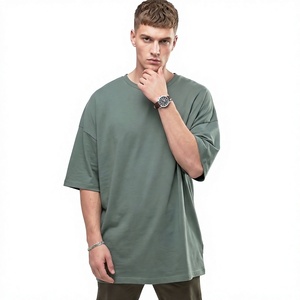 Camiseta de Manga Corta Verde para Hombre, Corte Regular, Cuello Redondo, Informal, 100% Algodón Jersey, Color Sólido, Logotipo Frontal, Tejido Liso - Product Image 1