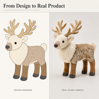 Renne en peluche de Noël sur pied avec bois de cerf dorés et crinière crème