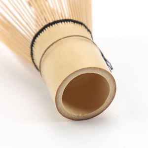 Fouet à matcha artisanal en bambou, outil traditionnel pour mélanger le matcha avec logo personnalisable - Product Image 5