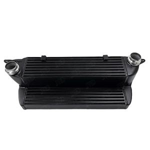 Refroidisseur intermédiaire de conception de flux d'air amélioré à ajustement direct pour <span class=keywords><strong>BMW</strong></span> 525D <span class=keywords><strong>535D</strong></span> E60 <span class=keywords><strong>E61</strong></span> 2004-2010 635D E63 E64 2006-2010 nouveau système de refroidissement - Product Image 1