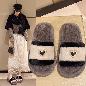 Nuevos Modelos de Comercio Exterior: Pantuflas Cálidas, Sandalias de Plataforma para el Hogar con Diamantes de Imitación, PVC - Product Image 4