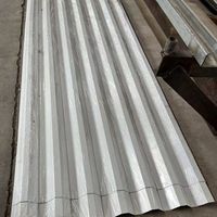 Direkt vom Hersteller: Weiße PVC-beschichtete Dachplatten, Korrosionsbeständige Vollharteisen-Dachziegel Z10-Z29, Stahlwellen-Dachziegel