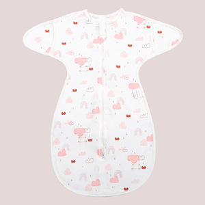 Eng anliegender, atmungsaktiver Baby-Schlafsack aus weicher Baumwolle mit Reißverschluss für alle Jahreszeiten und selbstberuhigenden Wickelfunktion für Neugeborene - Product Image 5