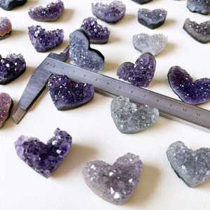 Geode di Ametista a Forma di Cuore Incisa e Intagliata, Cristallo Viola per Decorazioni Fai-da-te, Pietre Curative, Tema Amore, Vendita all'Ingrosso - Product Image 5