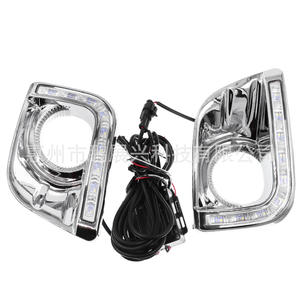 ฝาครอบไฟตัดหมอก LED โตโยต้า ปราโด ปี 2010-2013 ด้านหน้า สีเงิน ABS พร้อมชุดสายไฟยึดด้วยสกรู - Product Image 4